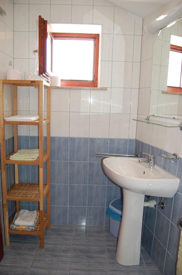 Apartments Myadria Malinska Luaran gambar