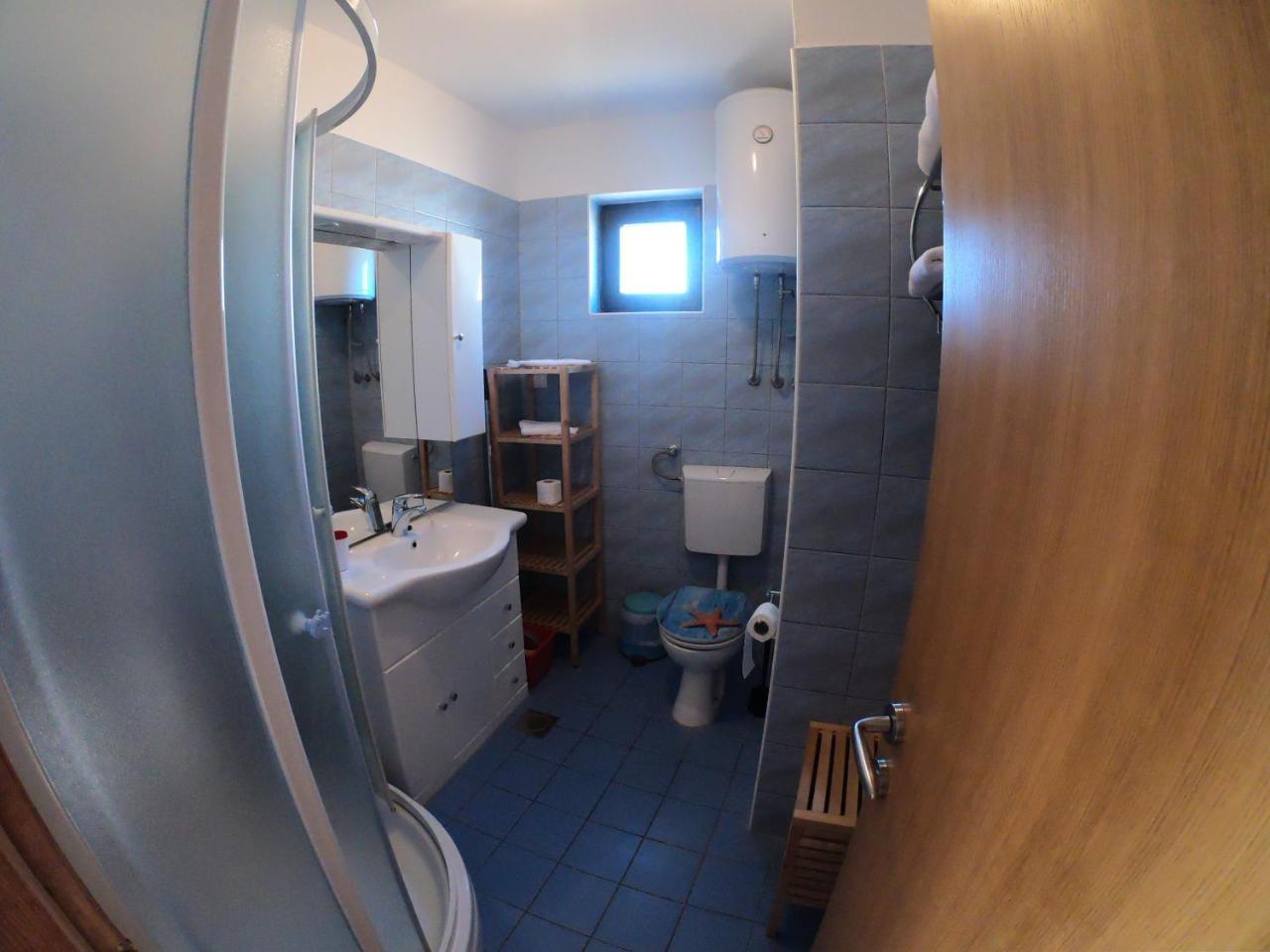 Apartments Myadria Malinska Luaran gambar